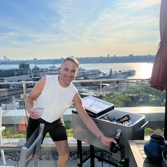 Meet your Posher, Brian - Picture 4 of 7